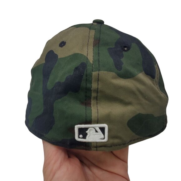 TEXAS RANGERS Hat Cap MLB Baseball Camo Logo Pattern Fitted 71/8 New Era 59fifty - Picture 6 of 8